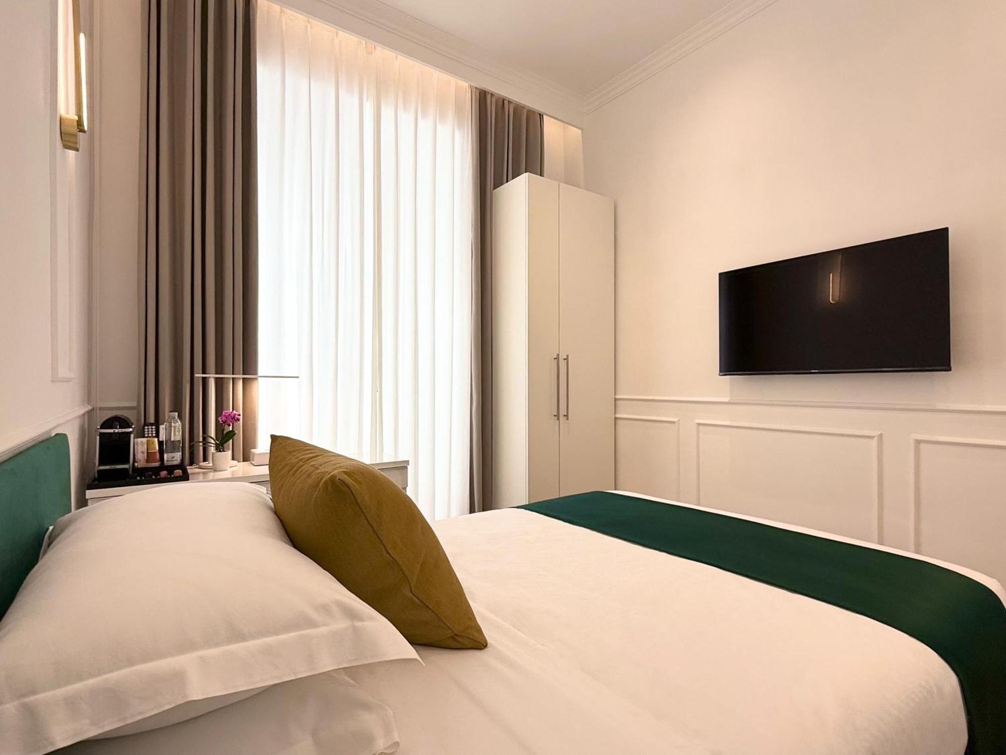 Nova Luxe Hotel Рим Екстериор снимка
