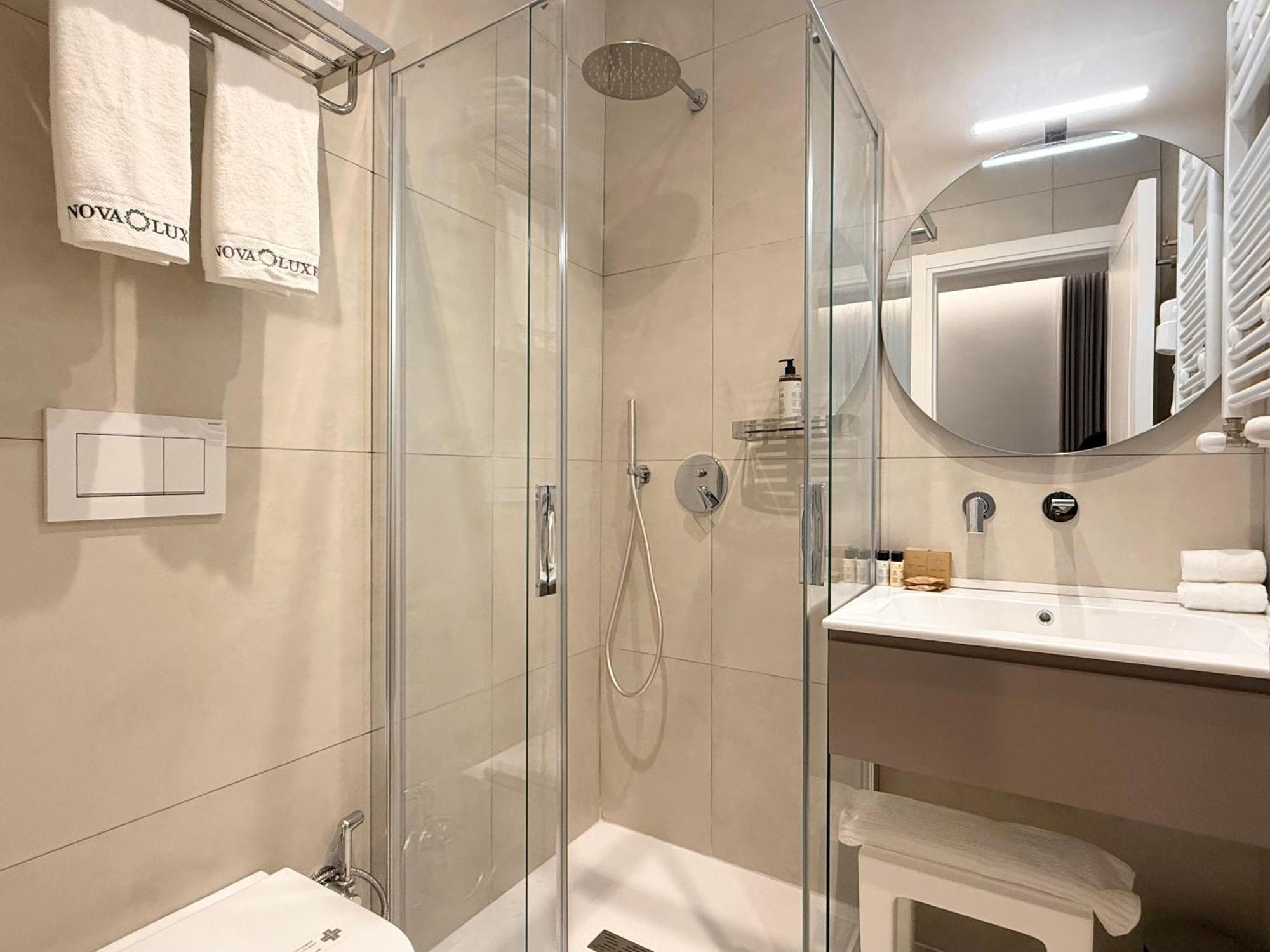 Nova Luxe Hotel Рим Екстериор снимка